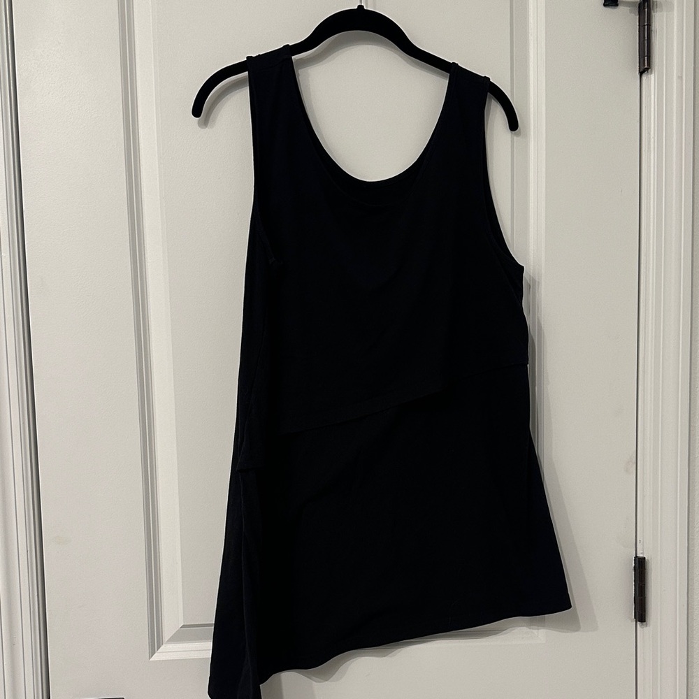 Latched Mama Black Flowy Asymmetric Nursing Tank